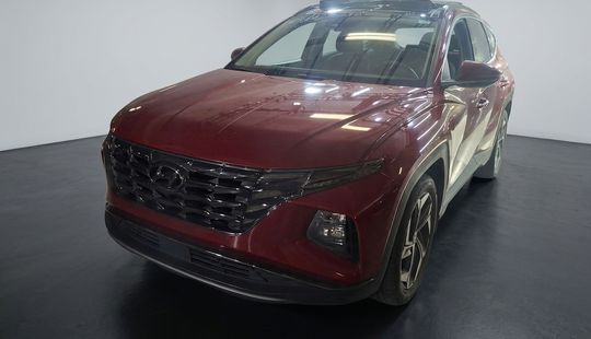 2023 • 65,350 km • Automático
