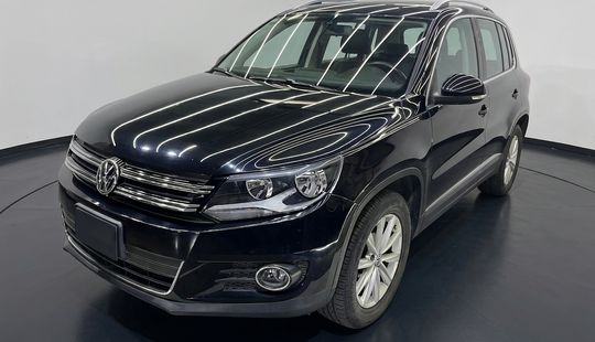 Volkswagen • Tiguan