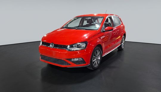 Volkswagen • Polo