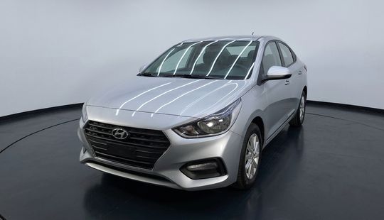 Hyundai • Accent