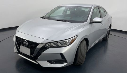 Nissan • Sentra