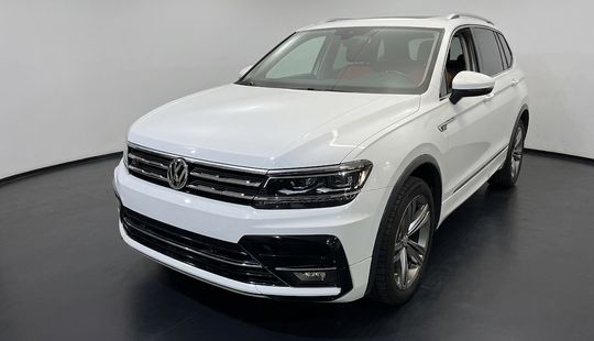 Volkswagen • Tiguan