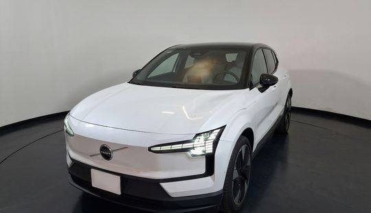 Volvo • ex30
