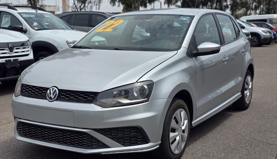 2022 • 68,233 km • Manual