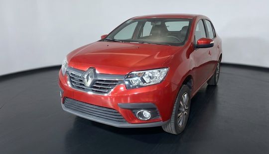 Renault • Logan