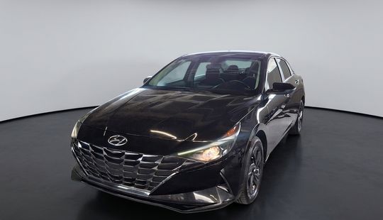 Hyundai • Elantra