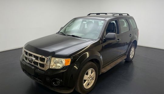 Ford • Escape