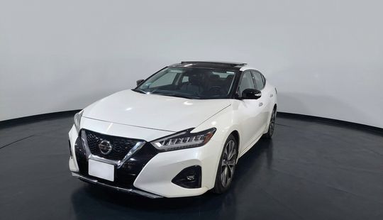 Nissan • Maxima