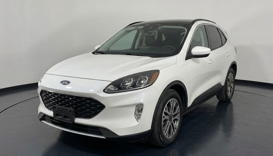 Ford • Escape
