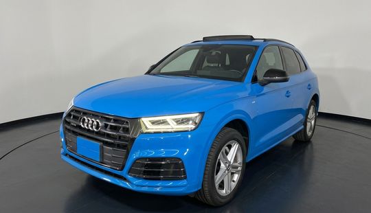 Audi • Q5