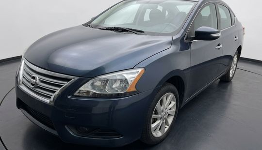 Nissan • Sentra