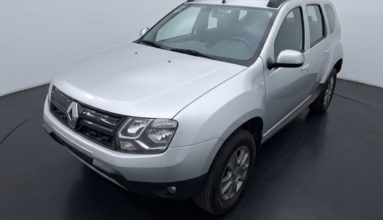 Renault • Duster
