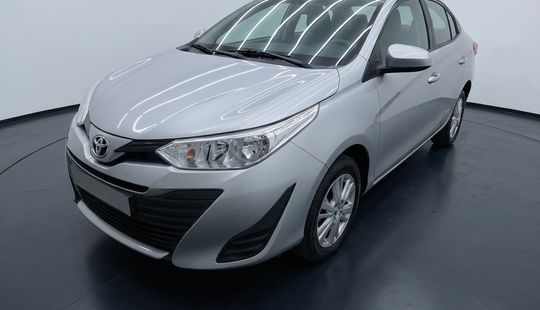 Toyota • Yaris