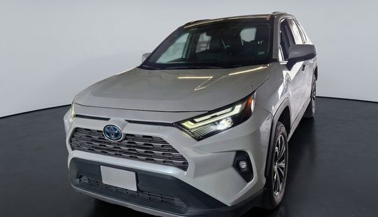 Toyota • RAV4
