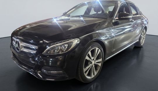 Mercedes Benz • Clase C