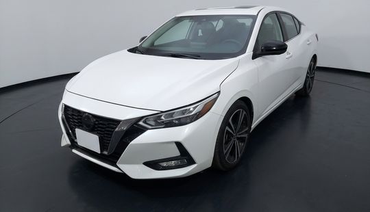 Nissan • Sentra
