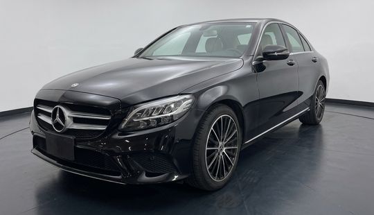 Mercedes Benz • Clase C