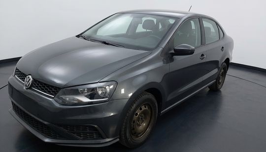 Volkswagen • Vento