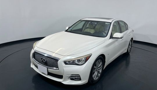 Infiniti • Q50