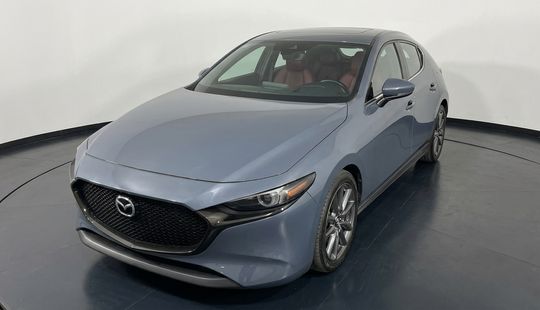 Mazda • Mazda 3