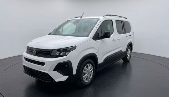 2025 • 39,415 km • Automático