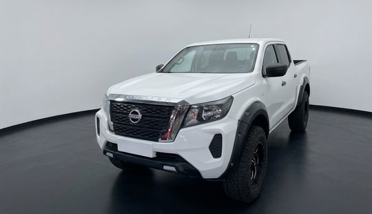 Nissan • Frontier