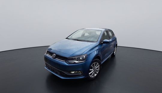 Volkswagen • Polo