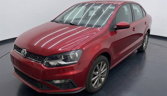 Volkswagen • Vento