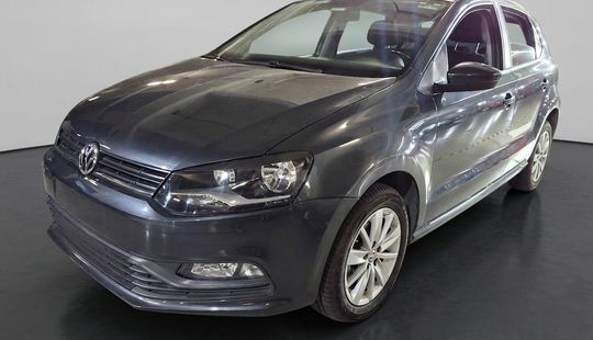 Volkswagen • Polo