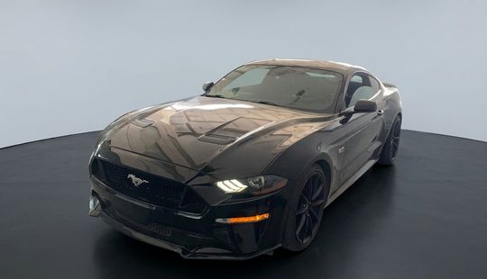 Ford • Mustang