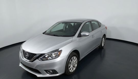 Nissan • Sentra
