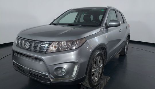 Suzuki • Vitara