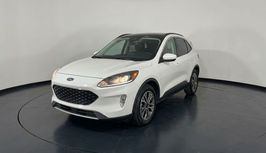 Ford • Escape