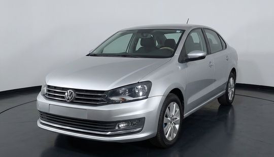 Volkswagen • Vento