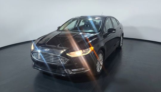 Ford • Fusion
