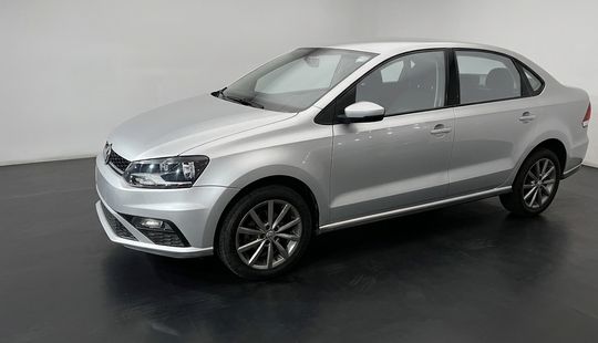 Volkswagen • Vento