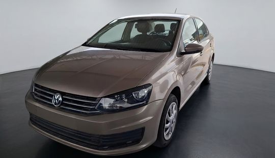 2020 • 15,451 km • Automático