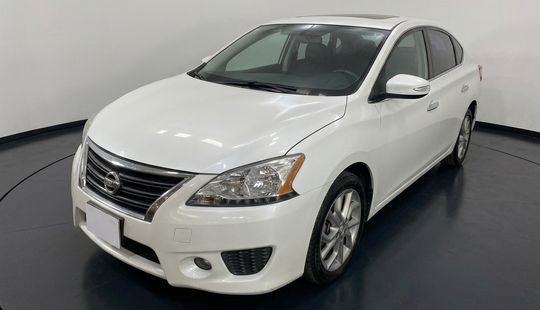 Nissan • Sentra