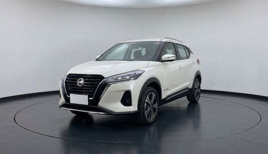 Nissan • Kicks Play