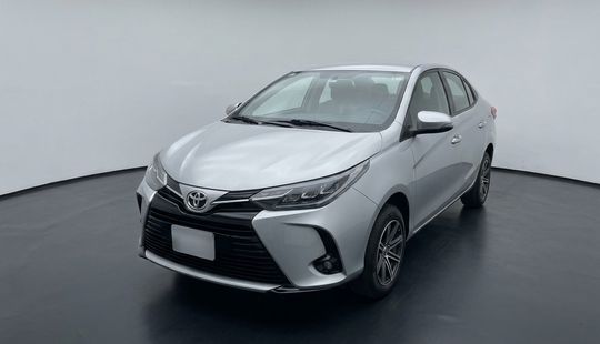 Toyota • Yaris