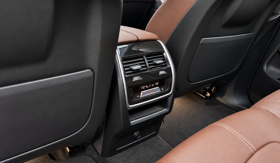 Bmw X5 4.4 M50I AUTO 4WD Suv 2023