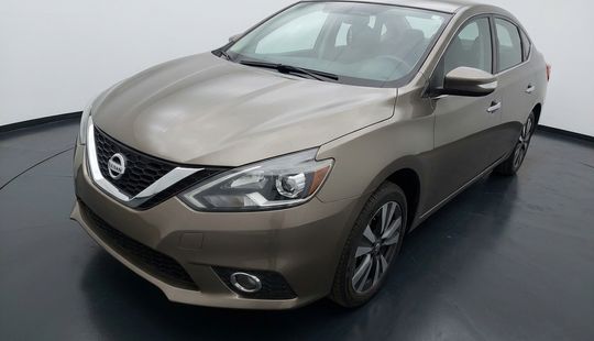 Nissan • Sentra