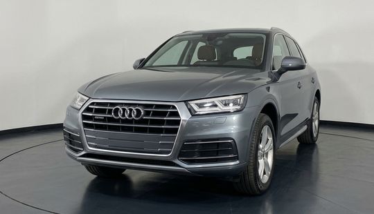 Audi • Q5