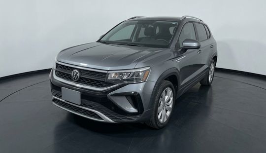 Volkswagen • Taos
