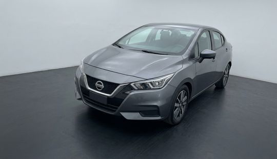 Nissan • Versa