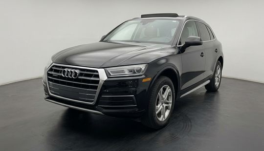 Audi • Q5