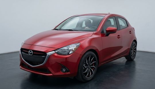 Mazda • Mazda 2