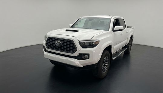 Toyota • Tacoma