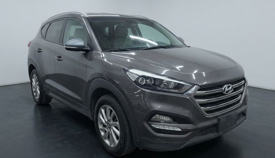 Hyundai • Tucson