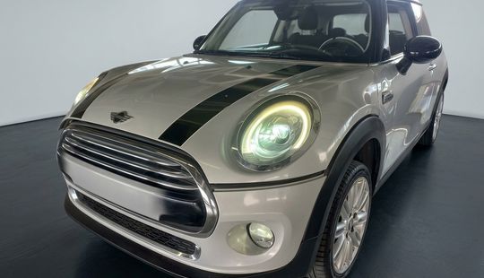 Mini • Cooper